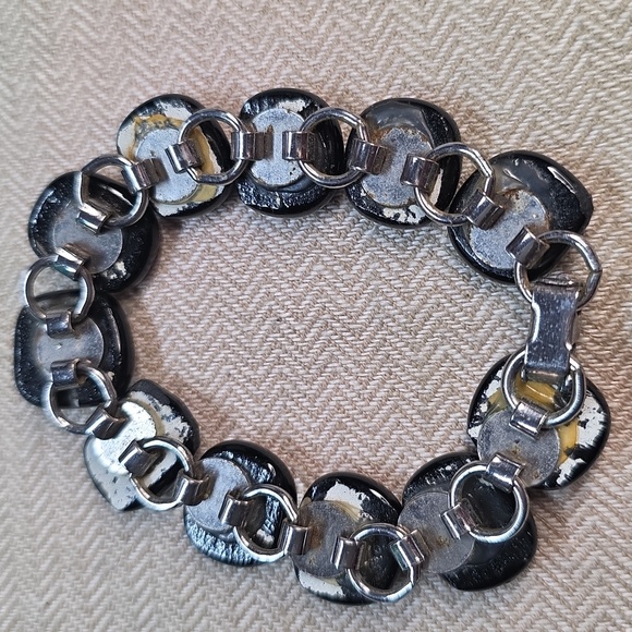 STUNNING Artisan Made Purple Hand Painted Glass Beaded Bracelet - Picture 4 of 4